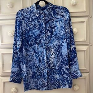 Euc Chico’s Dynamic Mix Misti Button Down Top.